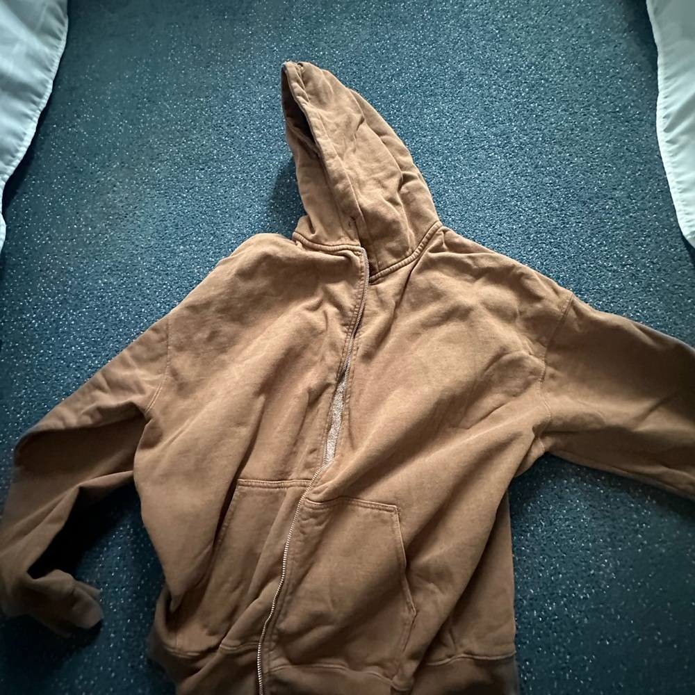 Brandy Melville Brown Hooded Sweatshirt